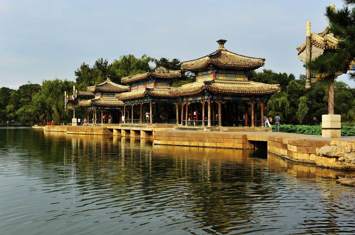 承德，未来之城的前沿科技体验，高科技重塑生活