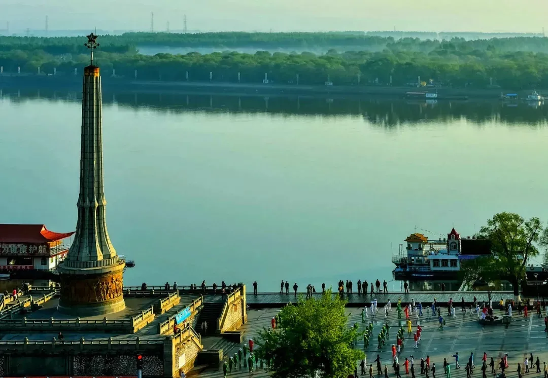 衡水现象，教育模式的双刃剑效应探究